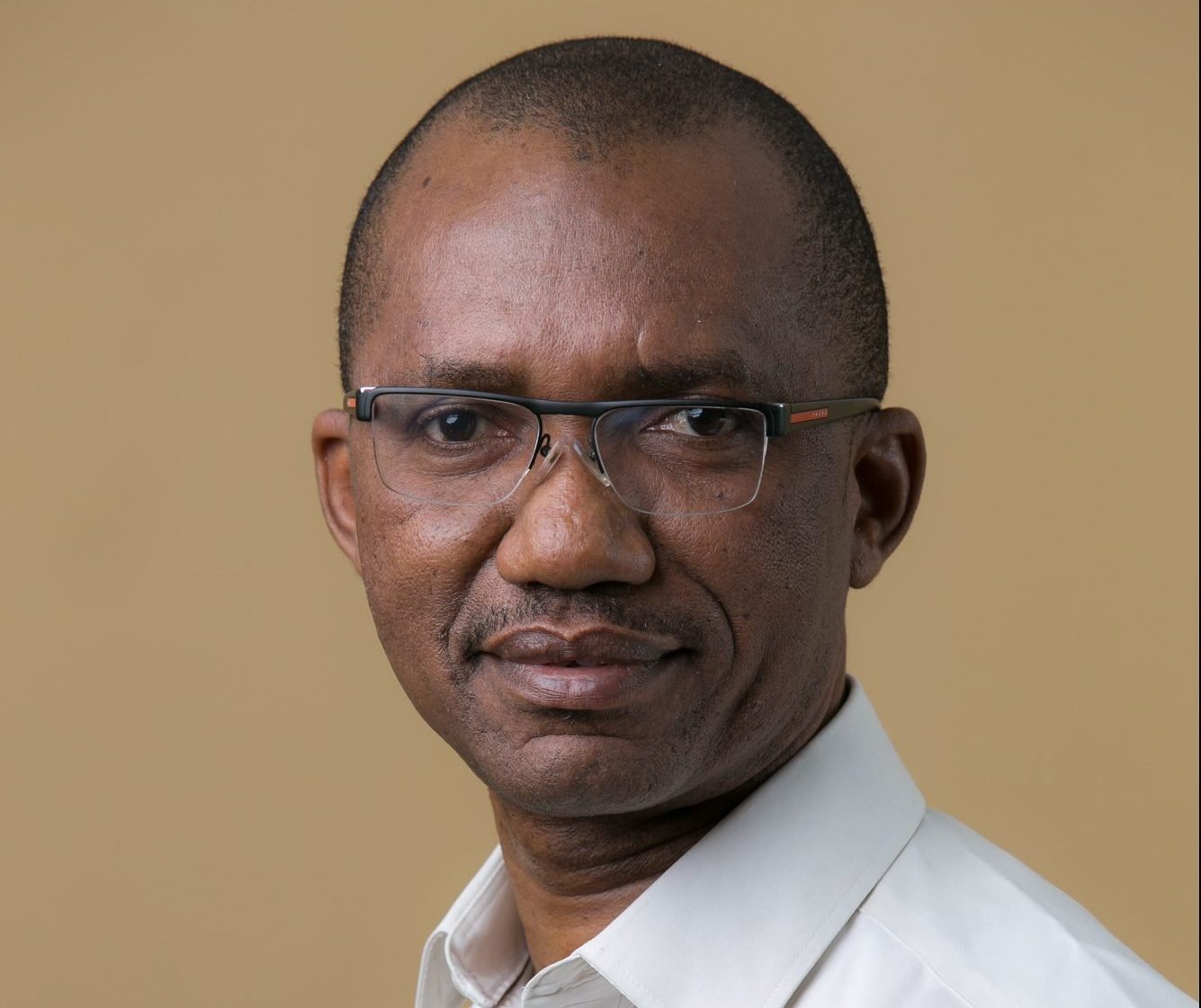 We Would Be Insane To Keep Oliseh - Azubuike Ishiekwene