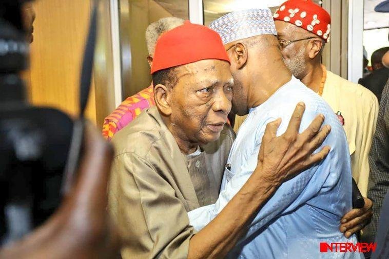 Former National Secretary of Ohanaeze Ndigbo Prof. Ben Nwabueze, embracing 2019 PDP Presidential candidate, Alhaji Atiku Abubakar, during Atiku's consultative meeting with leaders and stakeholders in the South-East in Enugu recently / Photo credit:@atiku