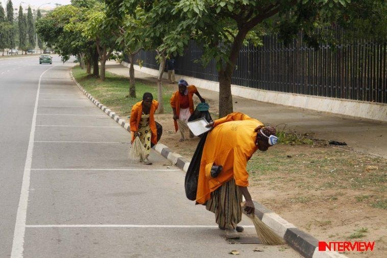 Sweepers on Abuja streets / Photo credit: www.von.gov.ng