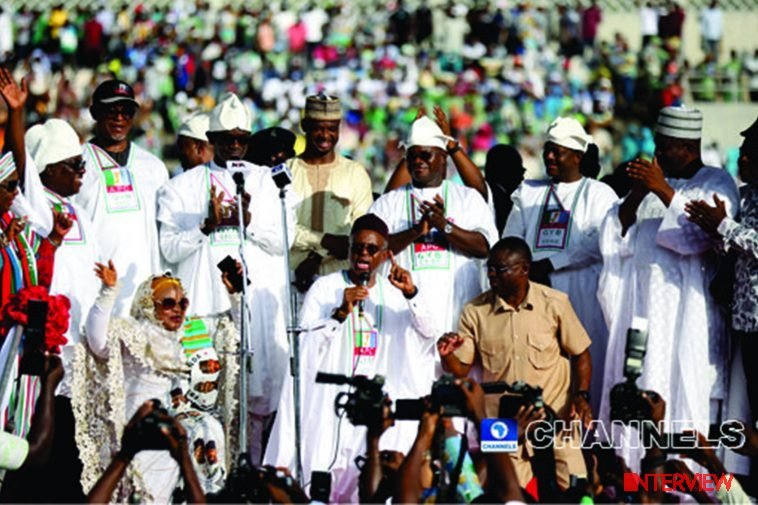 Governor Nasir el-Rufai of Kaduna State kneeling to beg Kogi Voters to forgive Governor Yahaya Bello in Lokoja, yesterday / Photo credit:Channels Tv