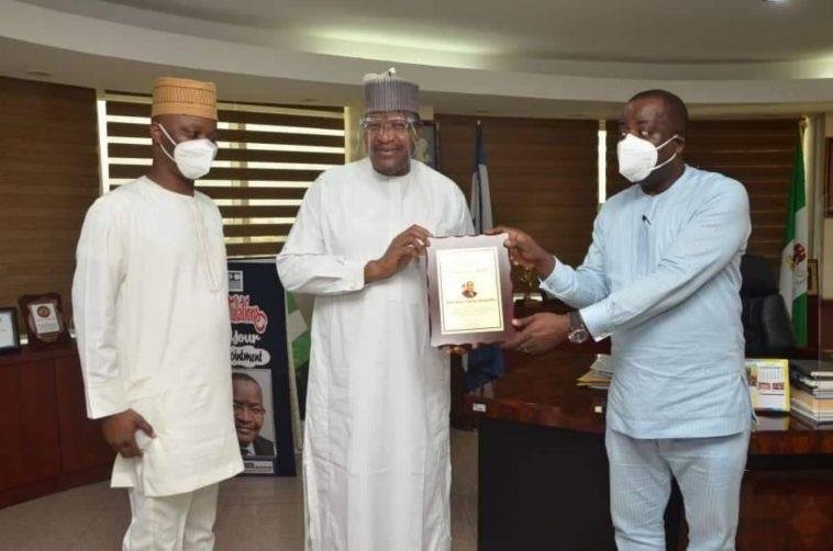 L-R: Executive Secretary, Association of Telecoms Companies of Nigeria (ATCON), Ajibola Olude; Executive Vice Chairman/CEO, Nigerian Communications Commission (NCC), Prof. Umar Garba Danbatta and ATCON President, Olusola Teniola during the presentation of the award in Abuja / Photo credit: NCC