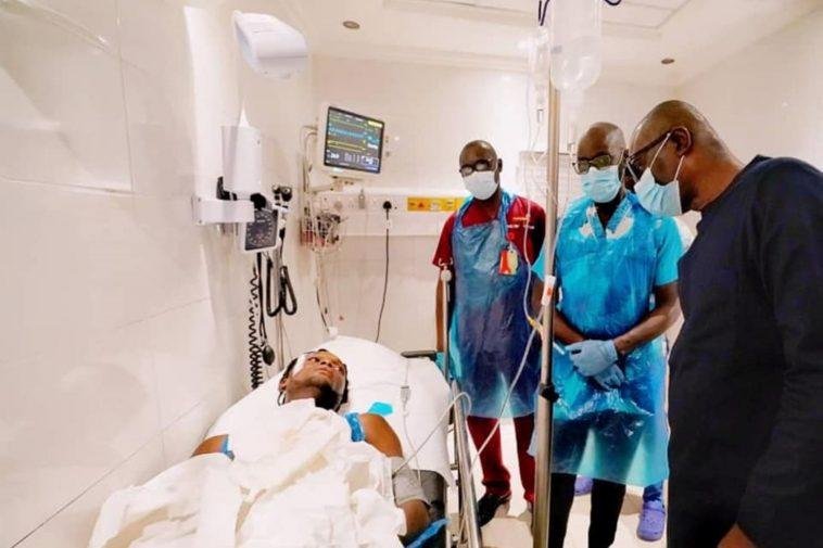 Governor Babajide Sanwo-Olu visits some of the hospitalised young people who were wounded during the Tuesday night Lekki Toll Gate Massacre.