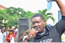 #EndSARS: Adeboye’s Son Leads As Protesters Hold Sunday Service In Alausa