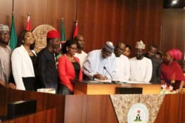 Buhari’s ‘DEEL” With Nigerian Youths
